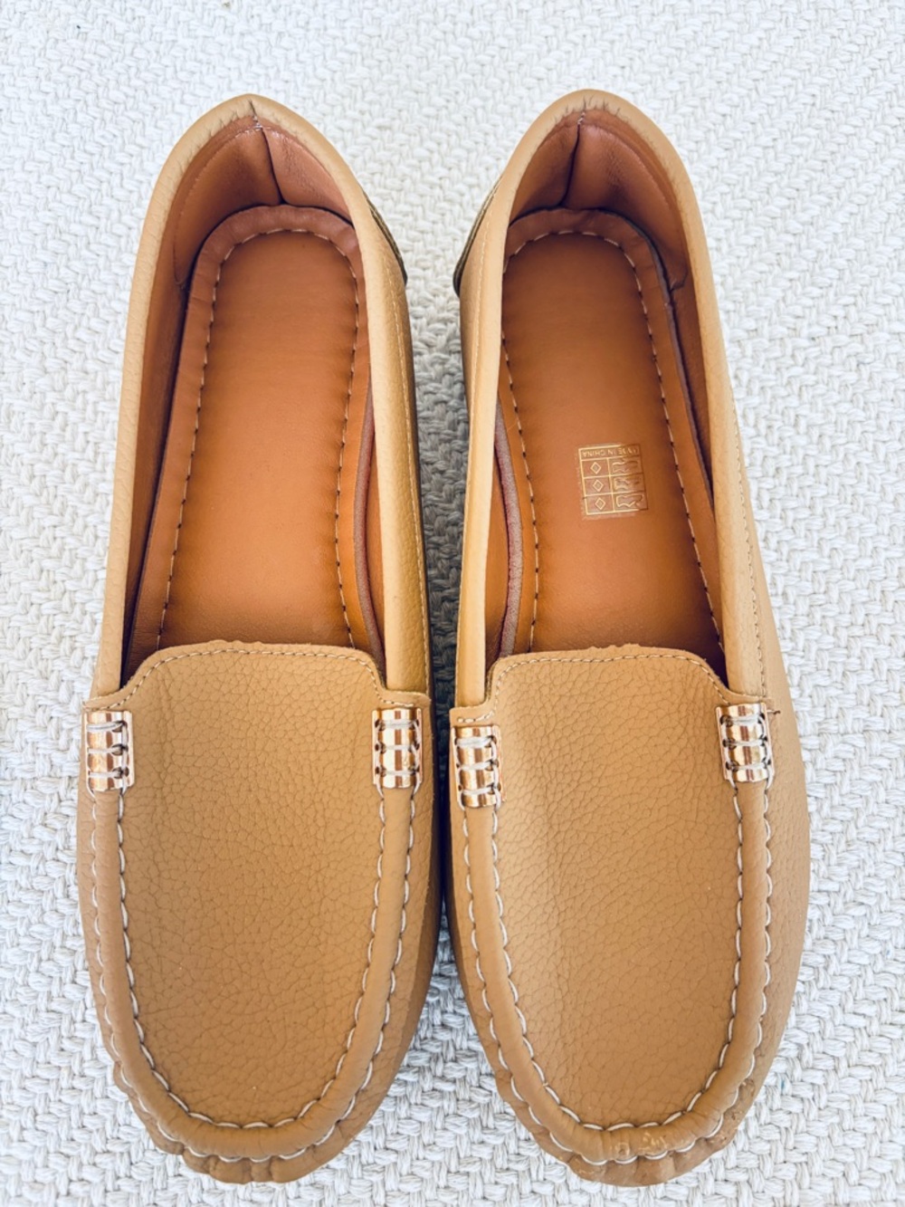 ClassicNeutral Tone Faux Leather Loafers 42 Tan - Picture 4 of 7